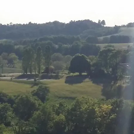 Classic French Farmhouse منزل ريفي *
