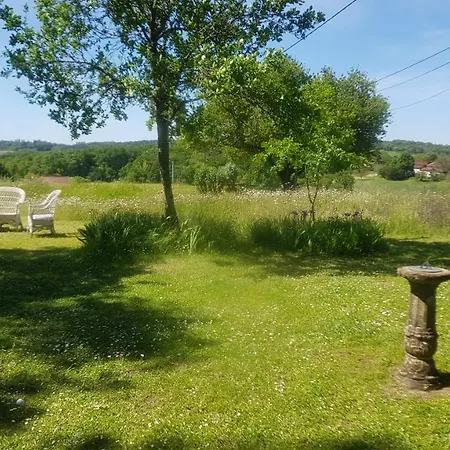 منزل ريفي Classic French Farmhouse *