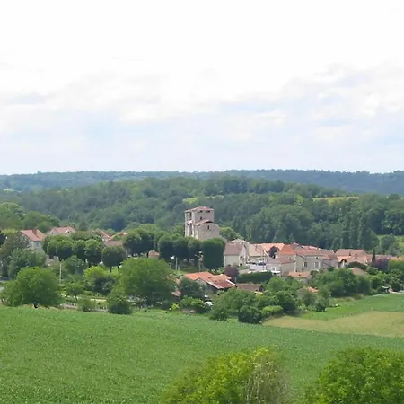 منزل ريفي Classic French Farmhouse